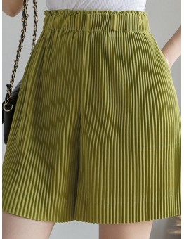 Solid Fold Pleated Pocket Elastic Waist Casual Shorts